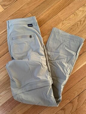 Patagonia Women’s Light Beige/Taupe Cargo Convertible Hiking Pants